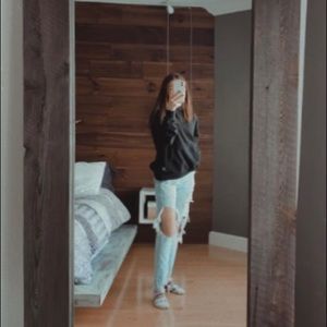 Meet your Posher, Ava